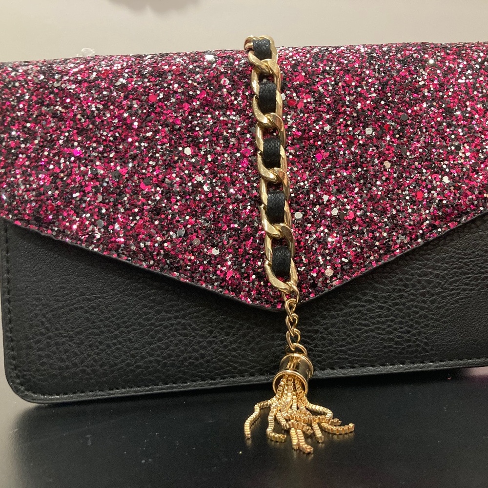 Bag - Picture 2 of 6